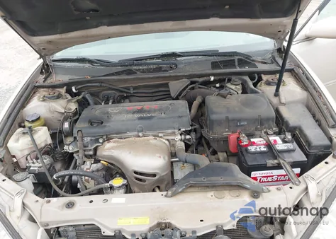 2005 Toyota Camry Le z USA, uszkodzony, nr VIN 4T1BE32K75U504342